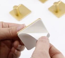 Merkloos Handdoekhaakjes 4 Set Zonder Boren - RVS - Goud - Vierkant Zelfklevend - Badjas - Theedoek Hanger Keuken Badkamer Handdoek Haakjes -Merkloos Shop 1200x1069