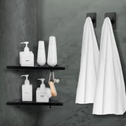 Dubbele Doucherek Zwart Zonder Boren – Sterke Lijmbasis - Badkamer Rek – Hoek – Doucherekjes – Incl. Schroeven – Incl. 2 Haken -Merkloos Shop 1200x1200 1348