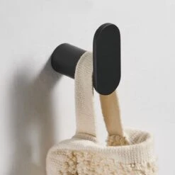 Handdoekhaakjes Zwart - Boren - 2x Wandhaakjes - Handdoekhouder Badkamer -Merkloos Shop 1200x1200 517