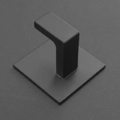 Stål Handdoekhaakjes Zelfklevend Zwart - Vierkant - 4 Stuks 18 Stål Handdoekhaakjes Zelfklevend Zwart - Vierkant - 4 Stuks -Merkloos Shop 1200x1200 575