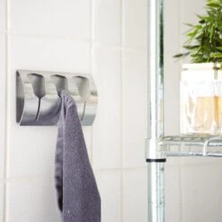 LifeGoods Handdoekhaakjes - Zelfklevend - Voor 3 Handdoeken - Handdoekklem - RVS - 1 Stuks 17 LifeGoods Handdoekhaakjes - Zelfklevend - Voor 3 Handdoeken - Handdoekklem - RVS - 1 Stuks -Merkloos Shop 1200x1200 610