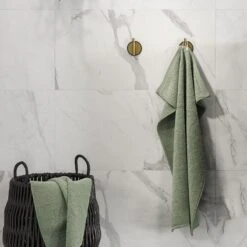 Tiger Tune - Toiletaccessoireset - Toiletborstel Met Houder - Toiletrolhouder Zonder Klep - Handdoekhaak – Messing Geborsteld / Zwart -Merkloos Shop 1200x1200 973