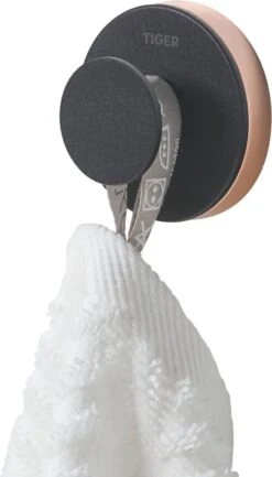 Tiger Urban - Handdoekhaak - 2 Stuks - Zwart - ø 5 Cm - Inclusief 4 Decorringen - Zelfklevend 13 Tiger Urban - Handdoekhaak - 2 Stuks - Zwart - ø 5 Cm - Inclusief 4 Decorringen - Zelfklevend -Merkloos Shop 685x1200