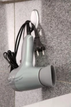 Tesa Powerstrips Haken Large - Wit - 2 Stuks -Merkloos Shop 799x1200